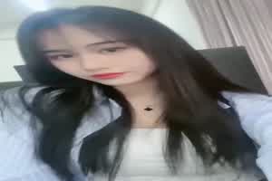 【实拍绿帽录制】跟老婆吵架离家后找老婆闺蜜述说，结果把老婆闺蜜操的爽翻了  背景图片