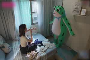 皇家华人 误闯黑丝姐姐闺房绝伦美尻惊喜福利  背景图片