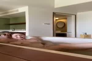 越南网美Vu thi anh thu浴缸性爱  背景图片