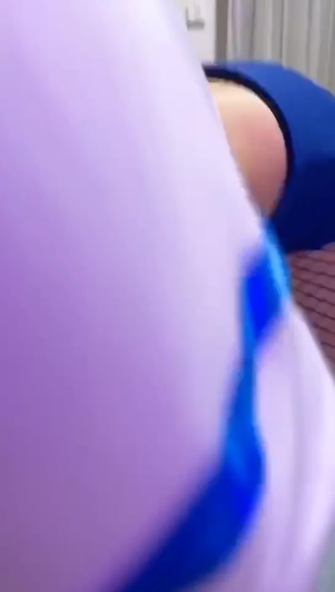  巨乳空姐黑网1 的剧照7