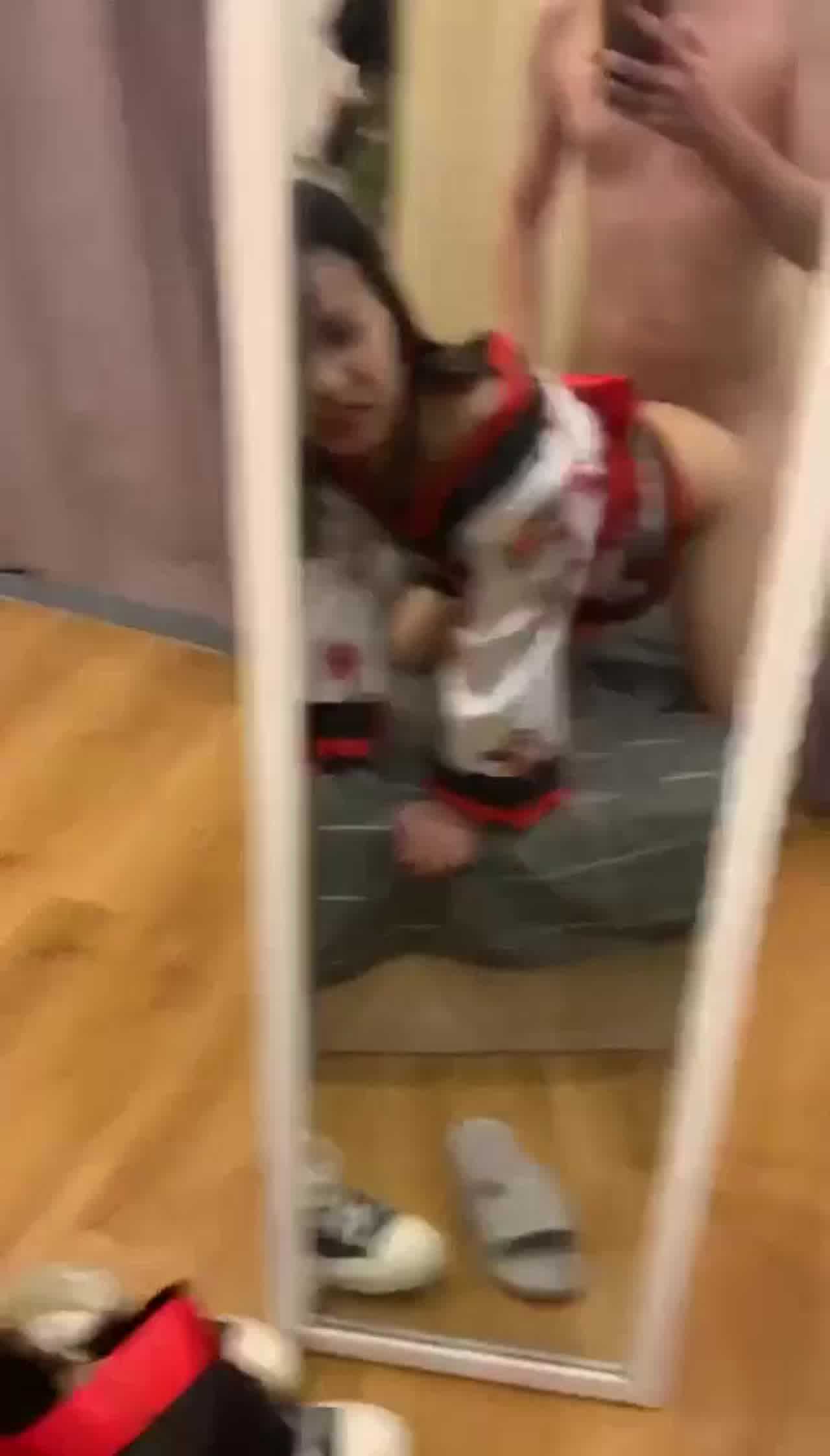  网瀑门泄密 长春李婷视频流出 一 的剧照2