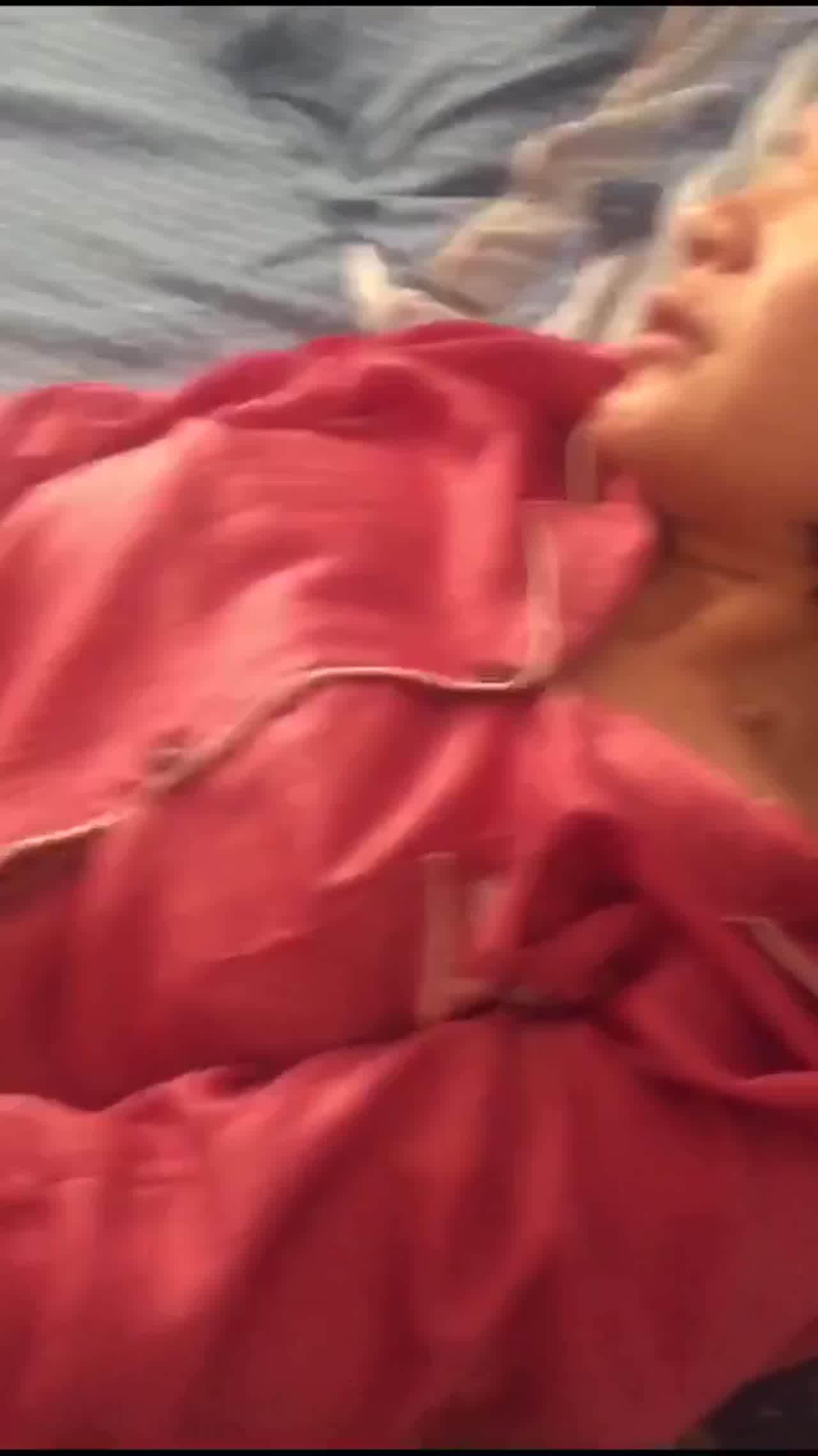  前妻自慰视频 的剧照5