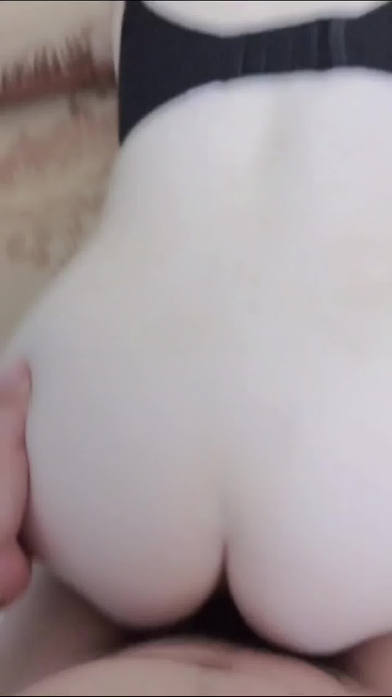  后入老婆 的剧照8