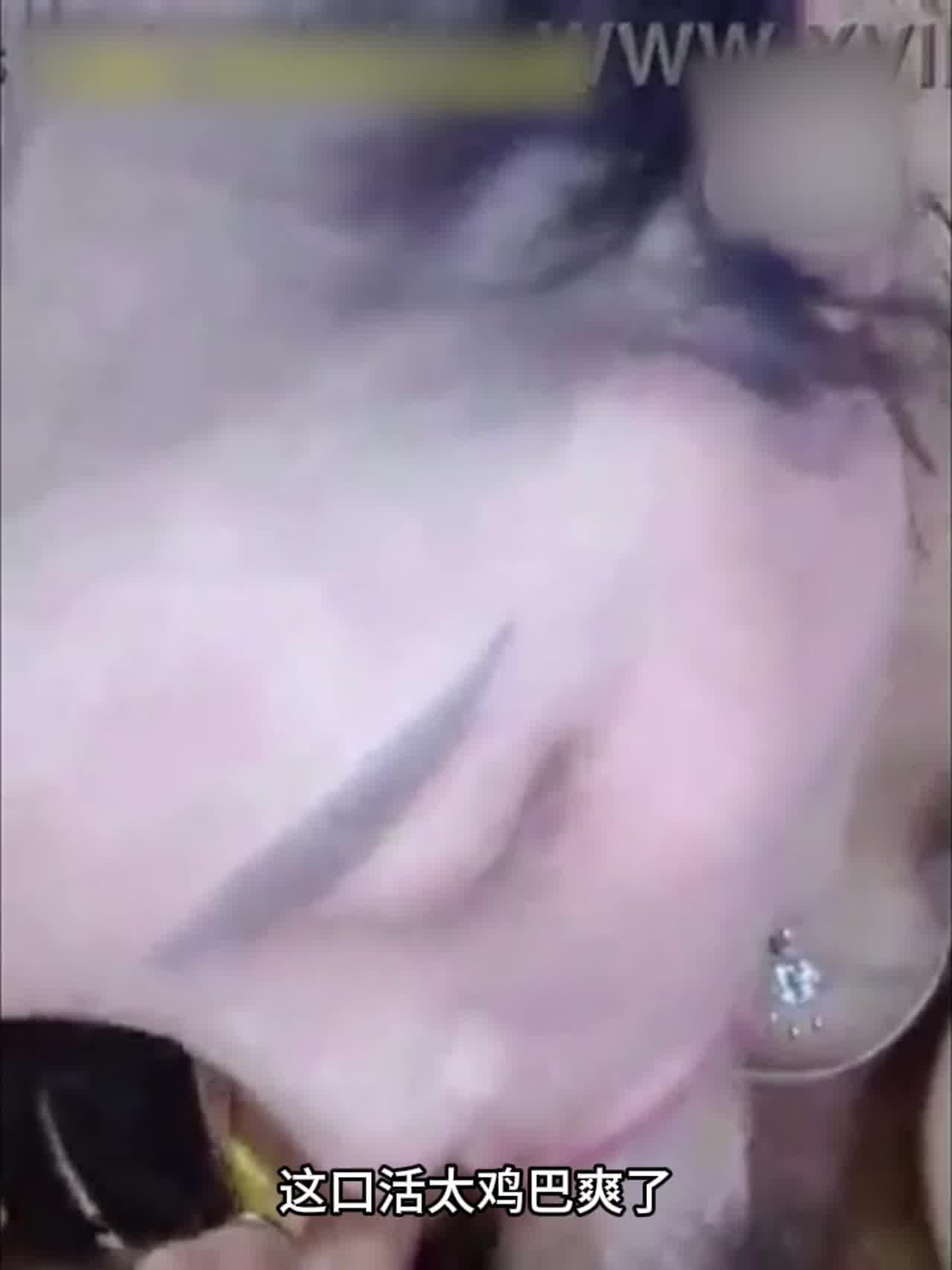  【乱伦嫂子】嫂子生病在家，我用大屌趁虚而入‘你这个畜生王八蛋，我可是你嫂子’被我连续内射两次 (2) 的剧照7