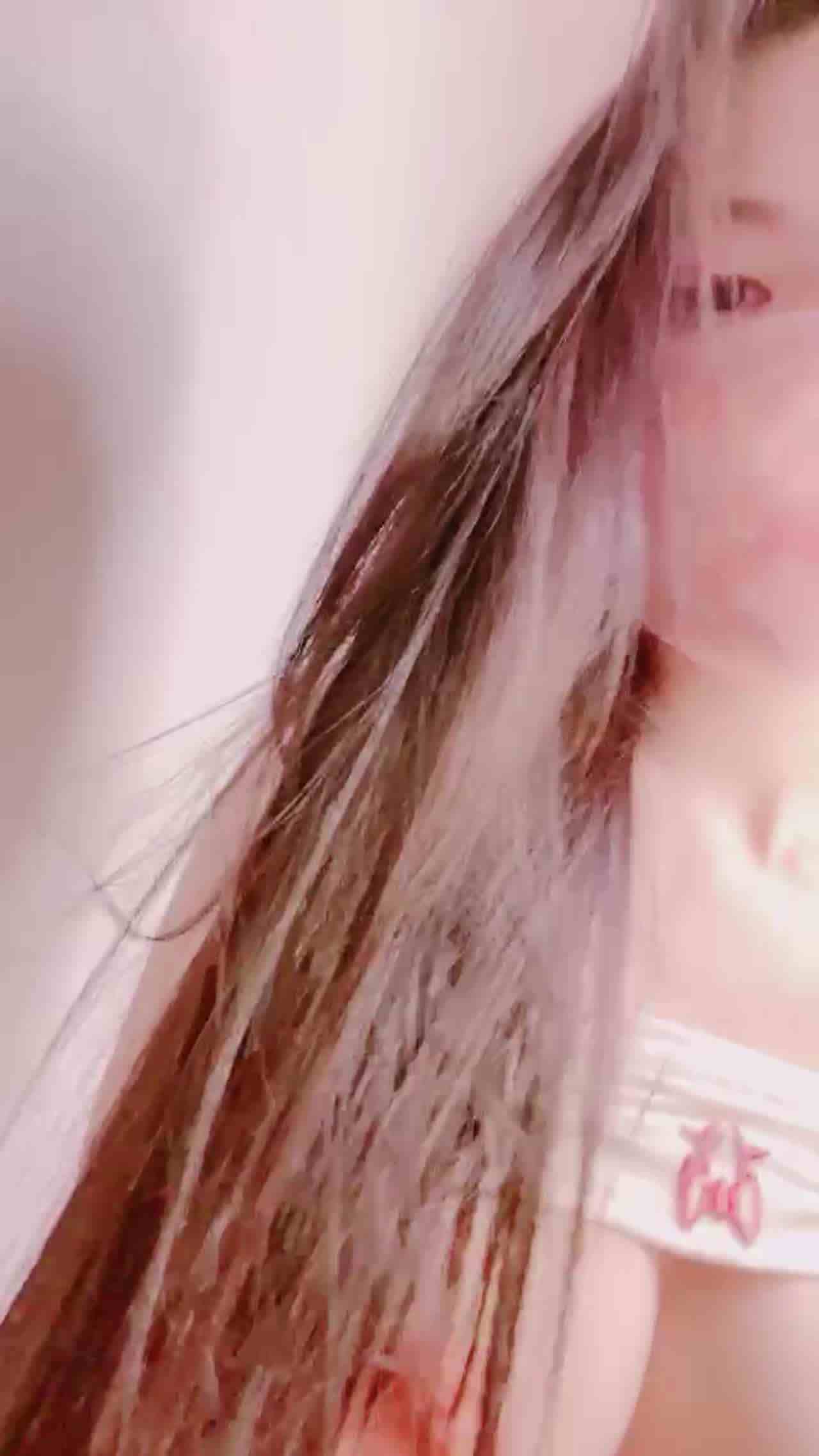  顶级身材多种装扮 粉嫩的奶头令人疯狂 的剧照10