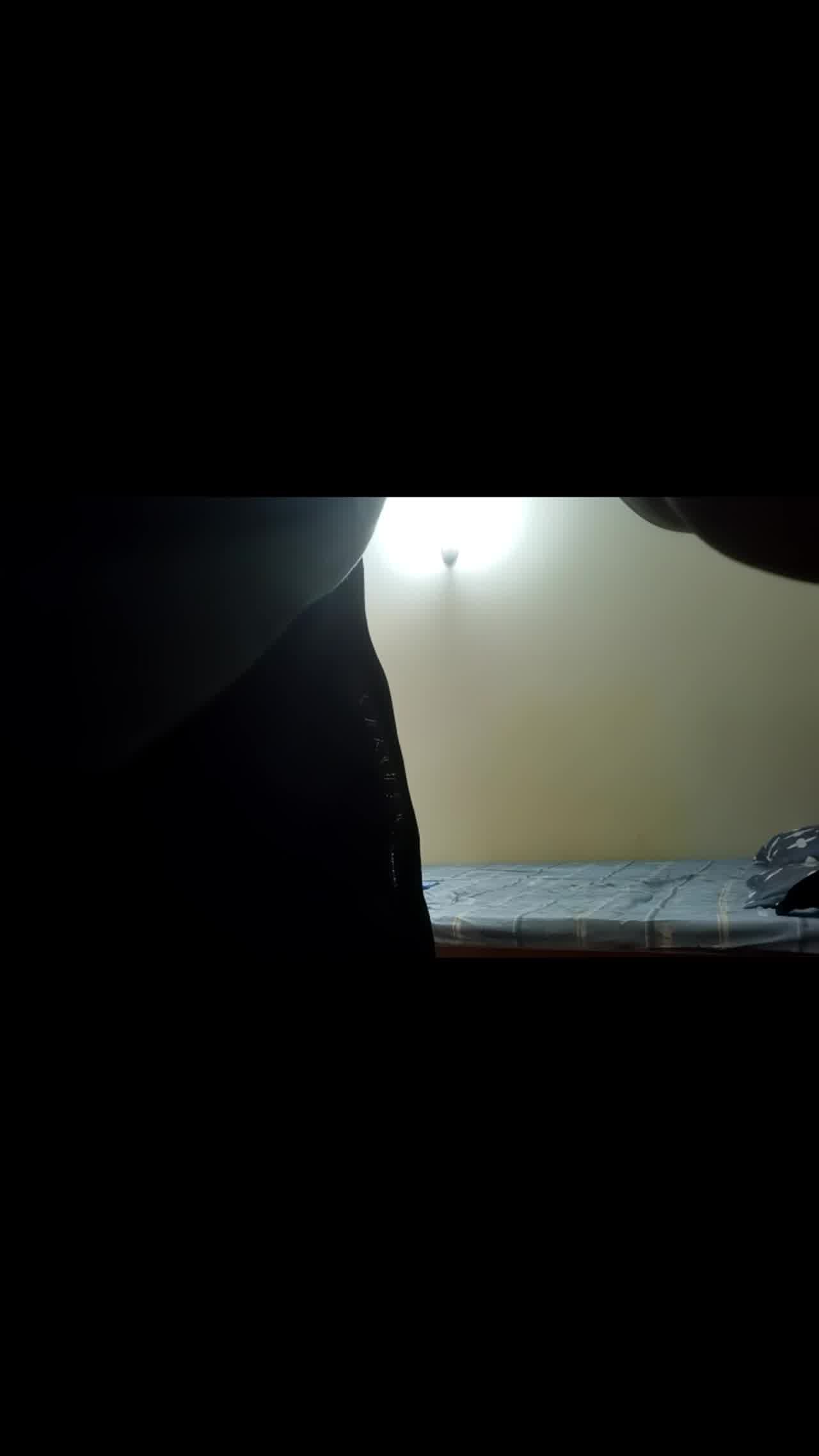  开发新地点【探访城中村】偶遇甜美文静妹妹，苗条贫乳，直接开操，张开双腿猛怼，太嫩了 的剧照6