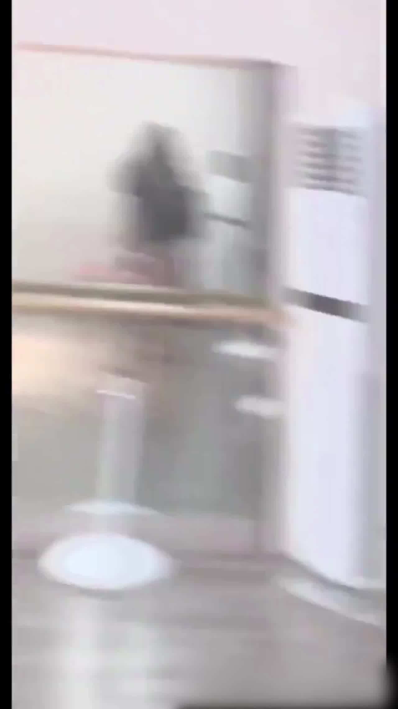  我的妈呀 他有鸡鸡阿 的剧照10