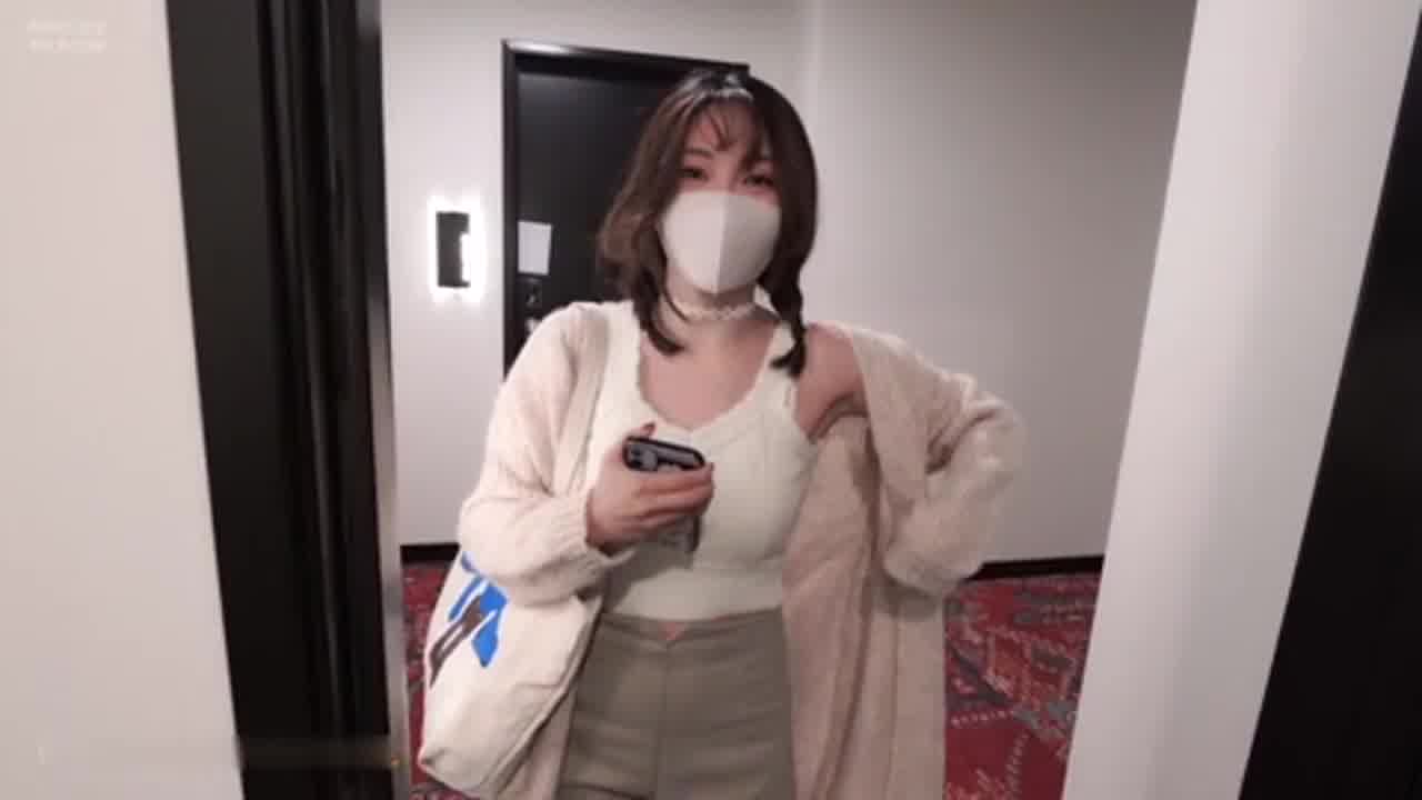  【玩偶姐姐】性感陪公子游戏 的剧照3