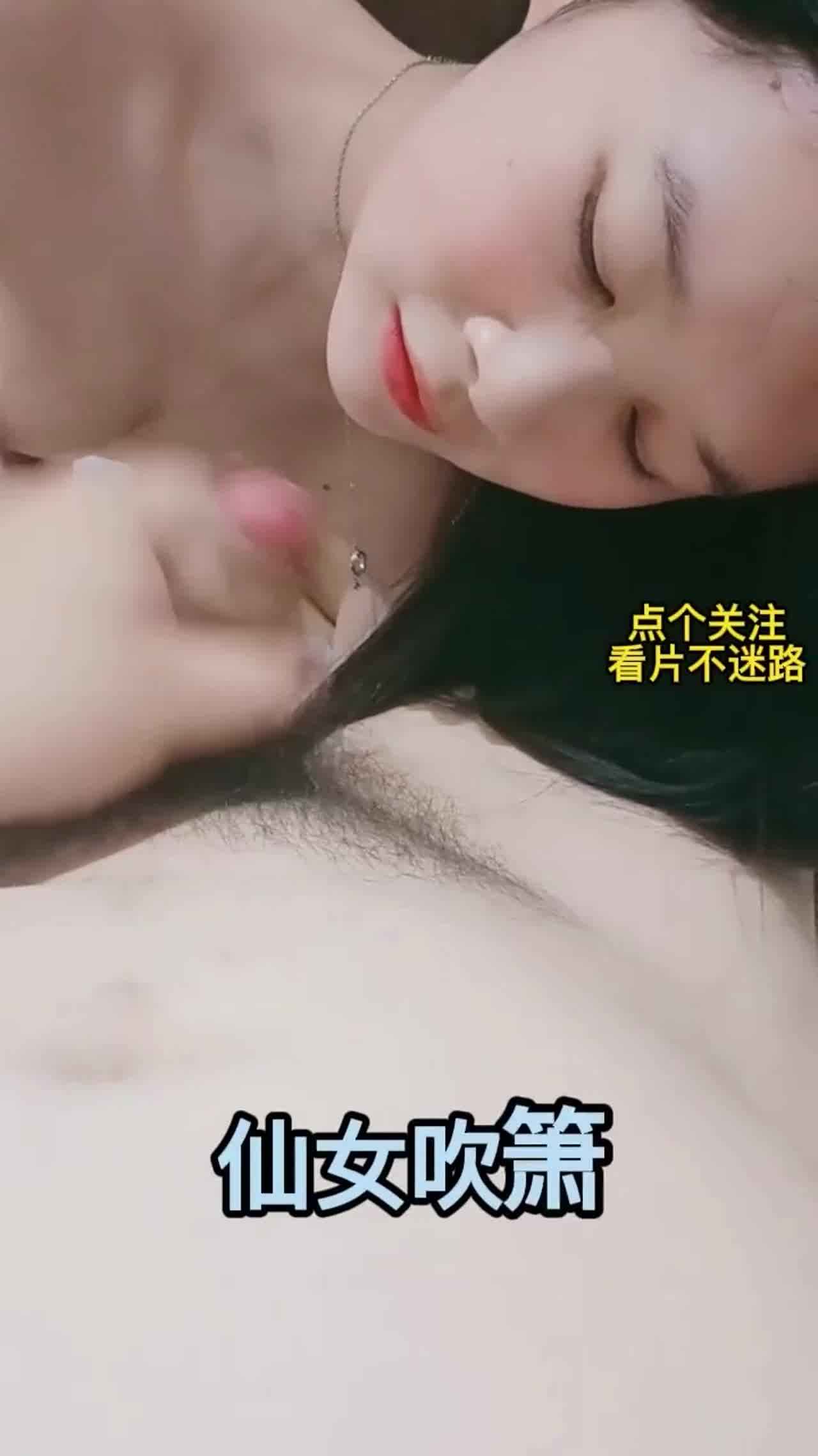  各种姿势调教大学女友 的剧照9