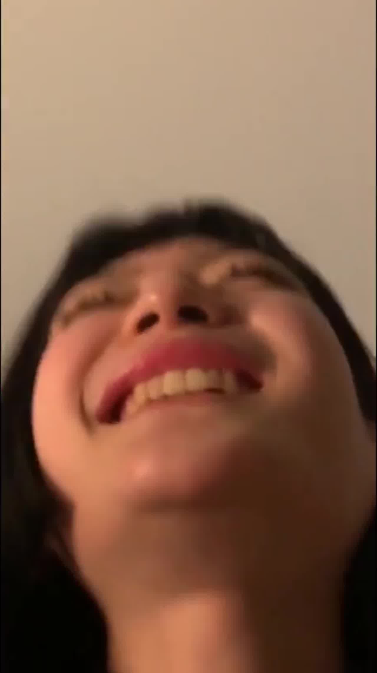  公主切正妹参加一场性爱盛宴 的剧照9