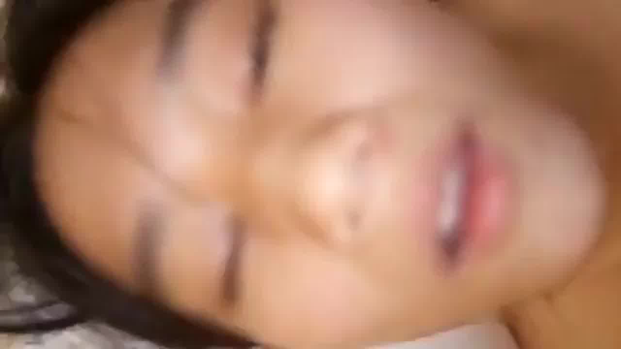  上海父女乱伦喜中出 的剧照2