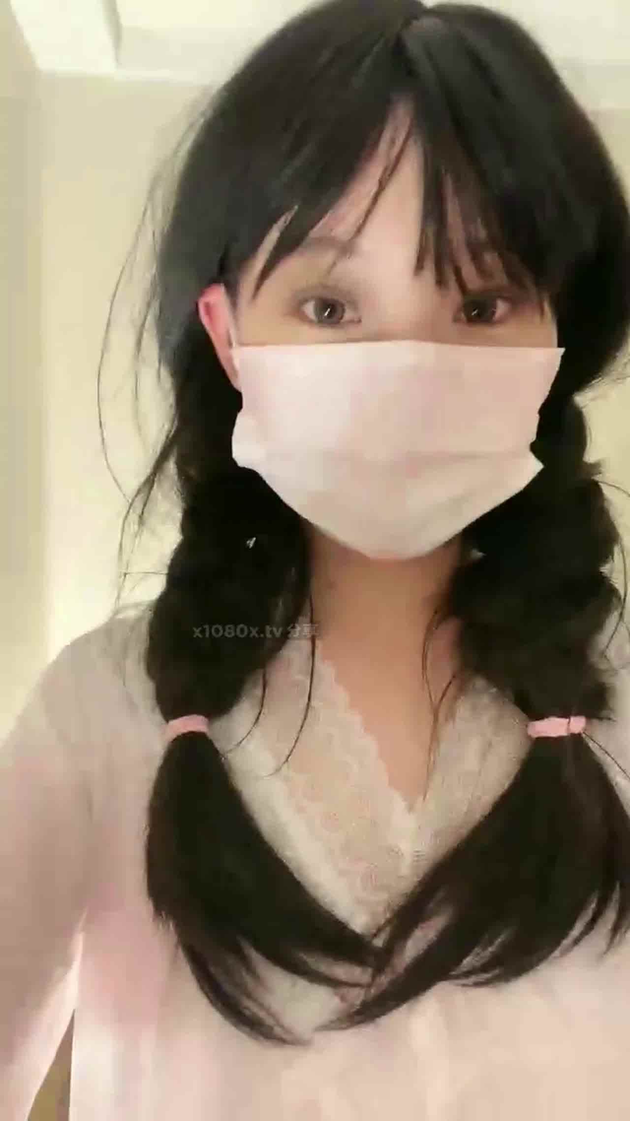  【闻闻酱】做爱教学纯欲少女主播酒店 校花级美女无套约啪 的剧照5