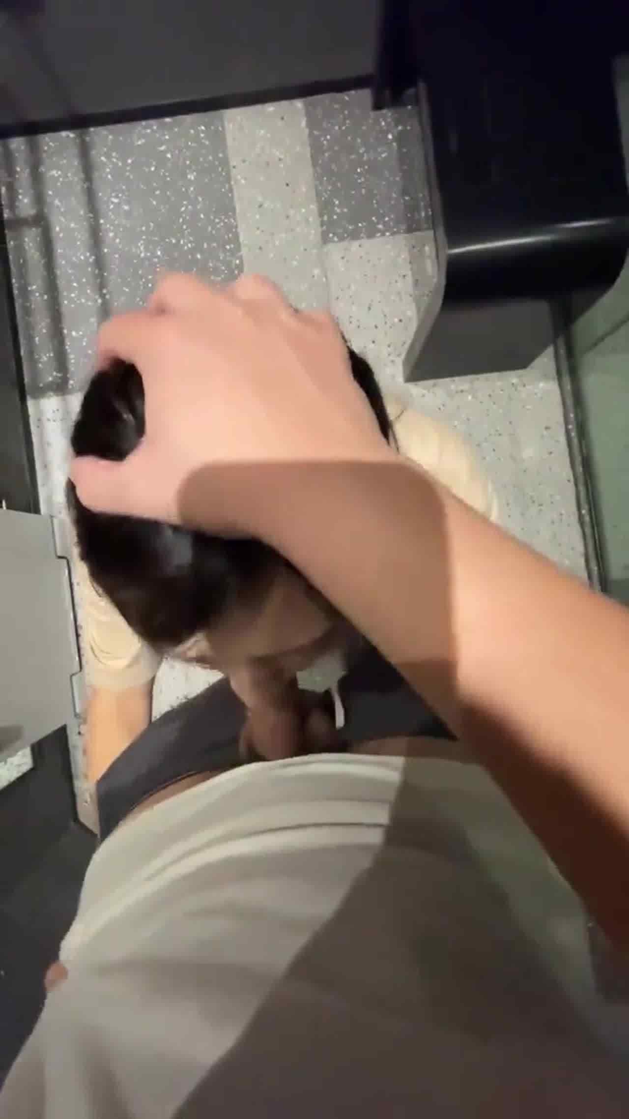  宝格丽十万门事件上海大学极品校花张芸 的剧照9